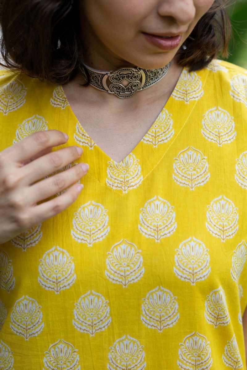 Image for Kusvaa Vcr193 Neha Cotton Straight Fit Kurta Closeup