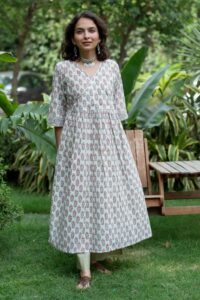 Image for Kusvaa Vcr195 Jeevika Handblock Cotton Kurta Featured
