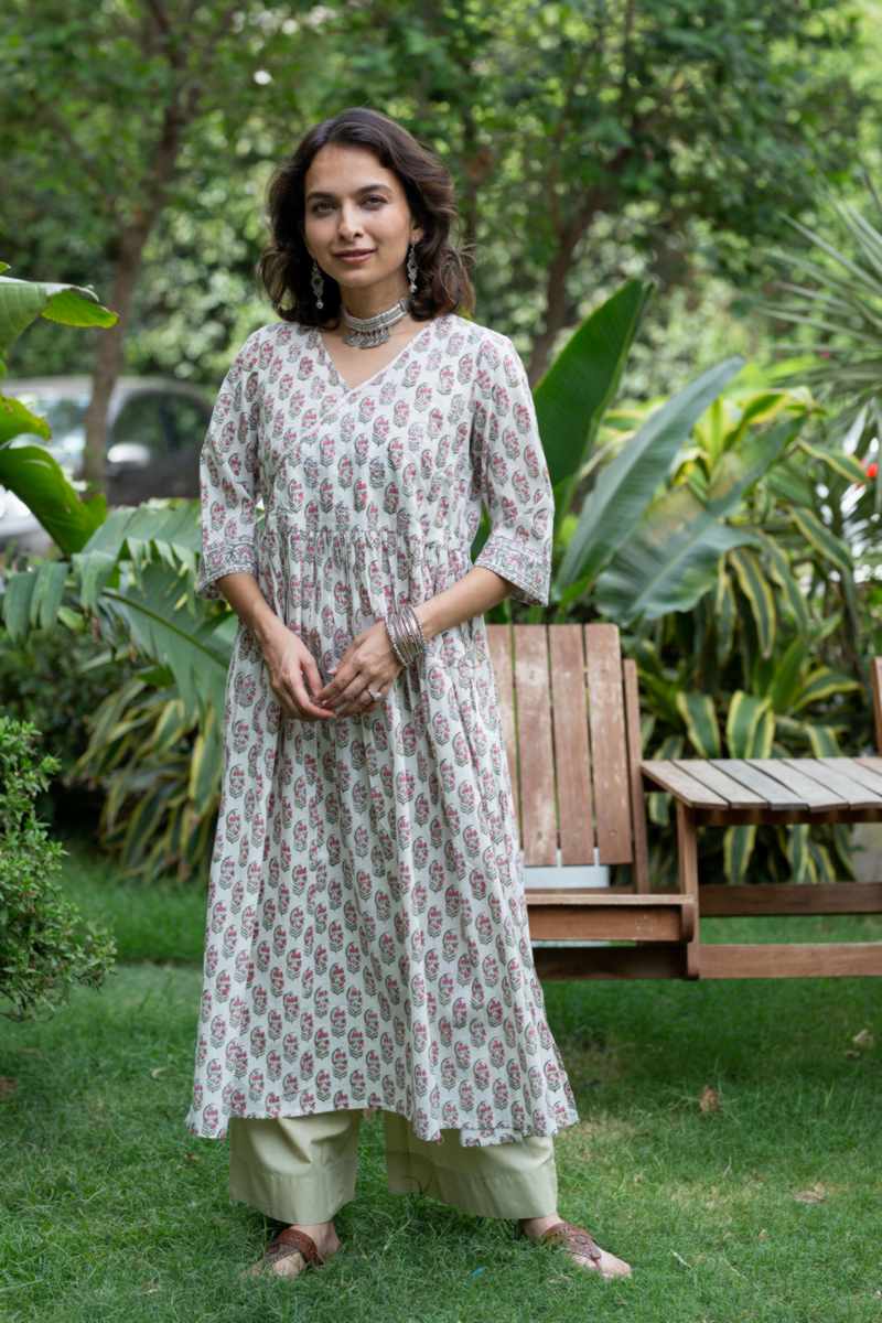 Image for Kusvaa Vcr195 Jeevika Handblock Cotton Kurta Front