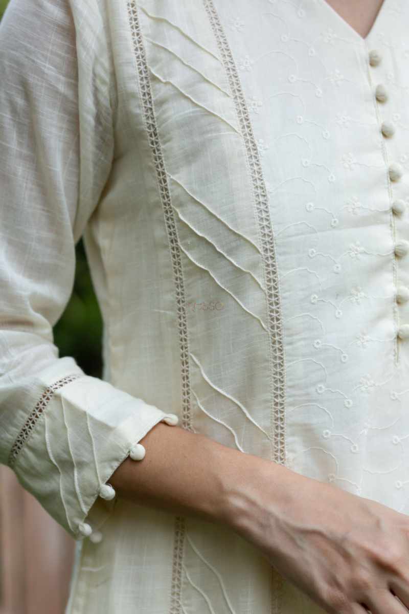 Image for Kusvaa Ws1031 Hiren Cotton Schiffli Complete Suit Set Closeup