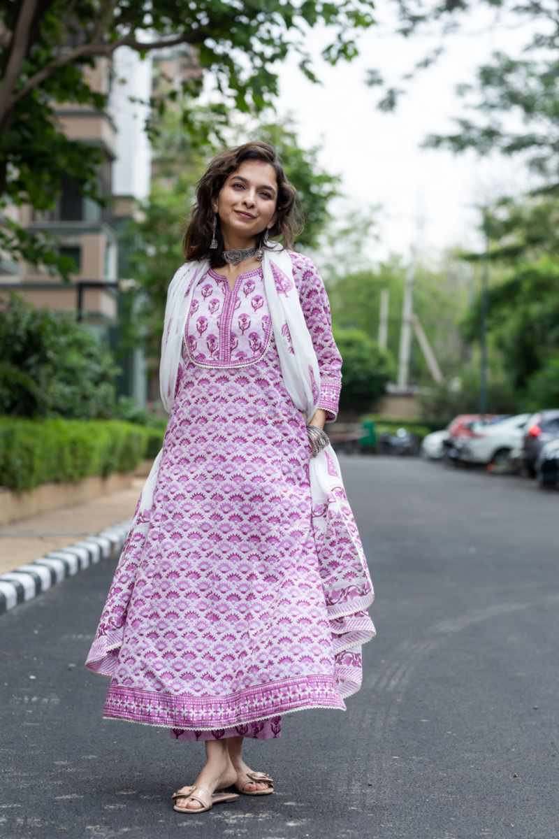 Image for Kusvaa Wsr393 Shital Handblock Cotton Complete Suit Set Side