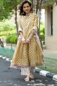 Image for Kusvaa Wsr396 Bhavya Cotton Handblock Complete Suit Set Front