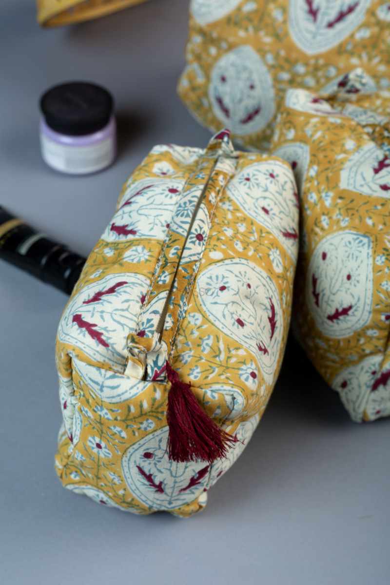 Image for Kusvaa Wsra124 Agneya Toiletry Pouch Set Of 3 Closeup