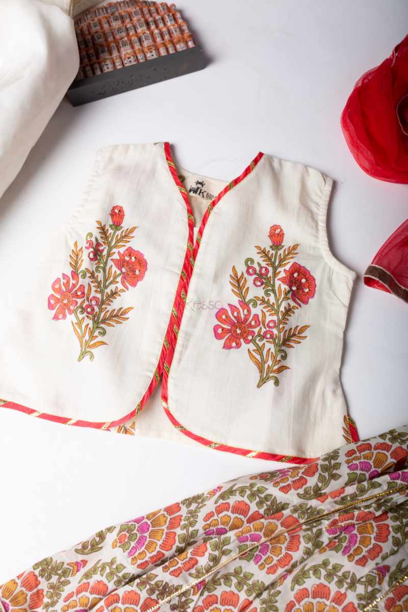 Image for Kusvaa Aj81 Astrid Girl Cotton Skirt With Top And Dupatta Set Closeup