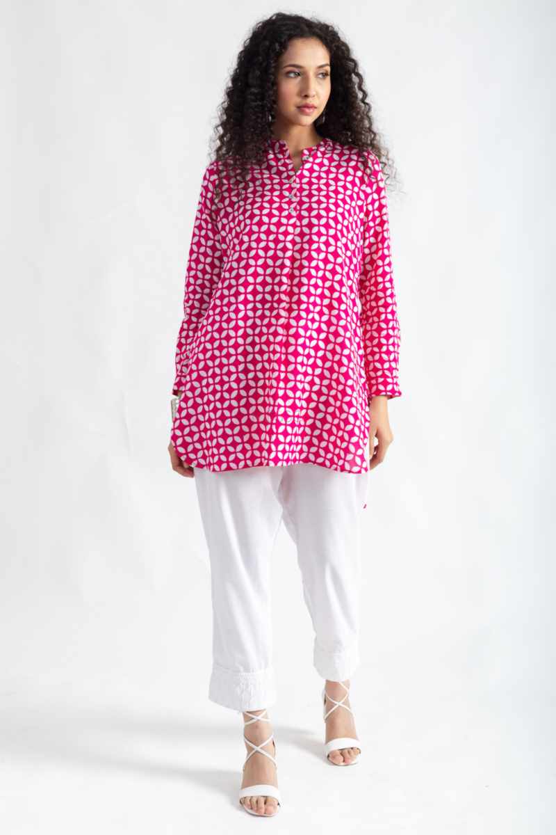 Image for Kusvaa Avdaf239 Garima Cotton Short Kurti Featured