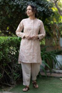 Image for Kusvaa Avdaf240 Hansa Cotton Straight Fit Kurta Featured New