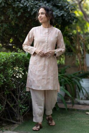 Image for Kusvaa Avdaf240 Hansa Cotton Straight Fit Kurta Featured New