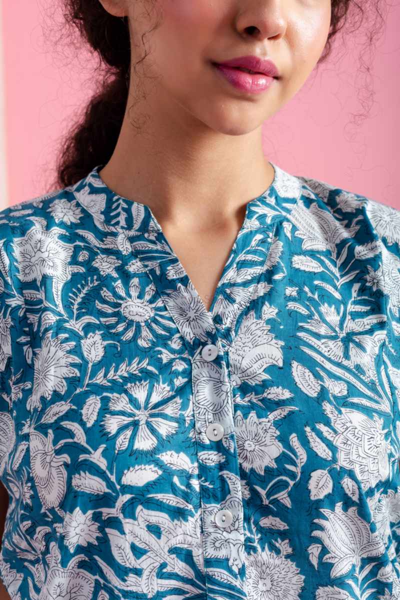 Image for Kusvaa De193 Rihya Cotton Short Nightie Closeup