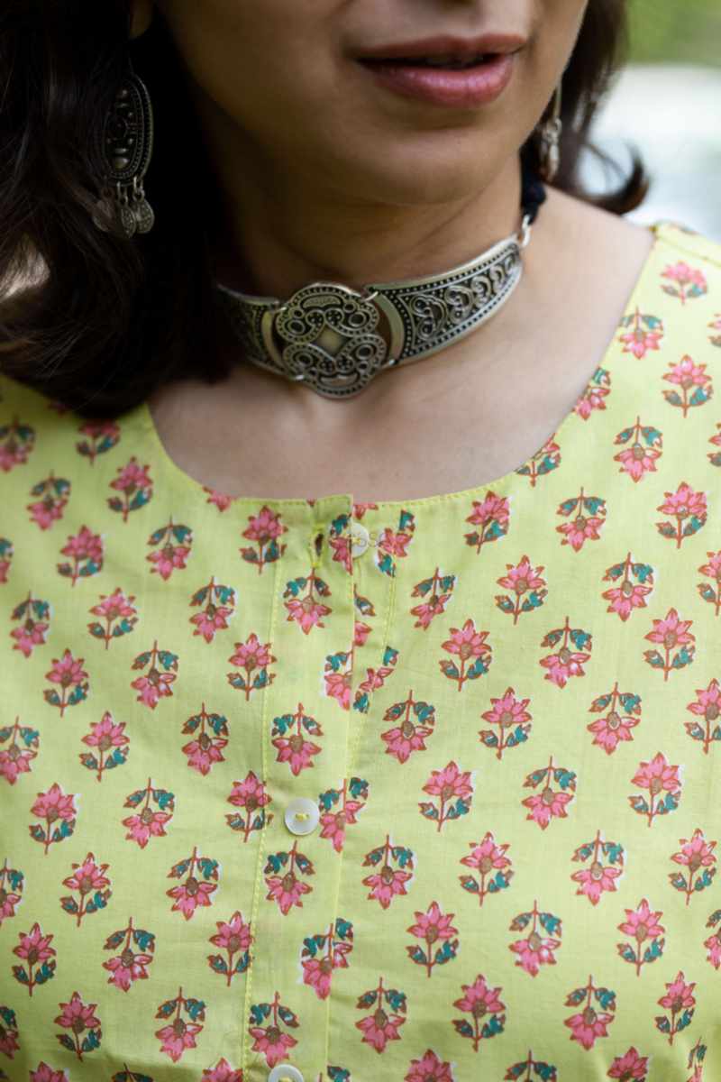 Image for Kusvaa Taf107 Indu Cotton Straight Fit Kurta Closeup