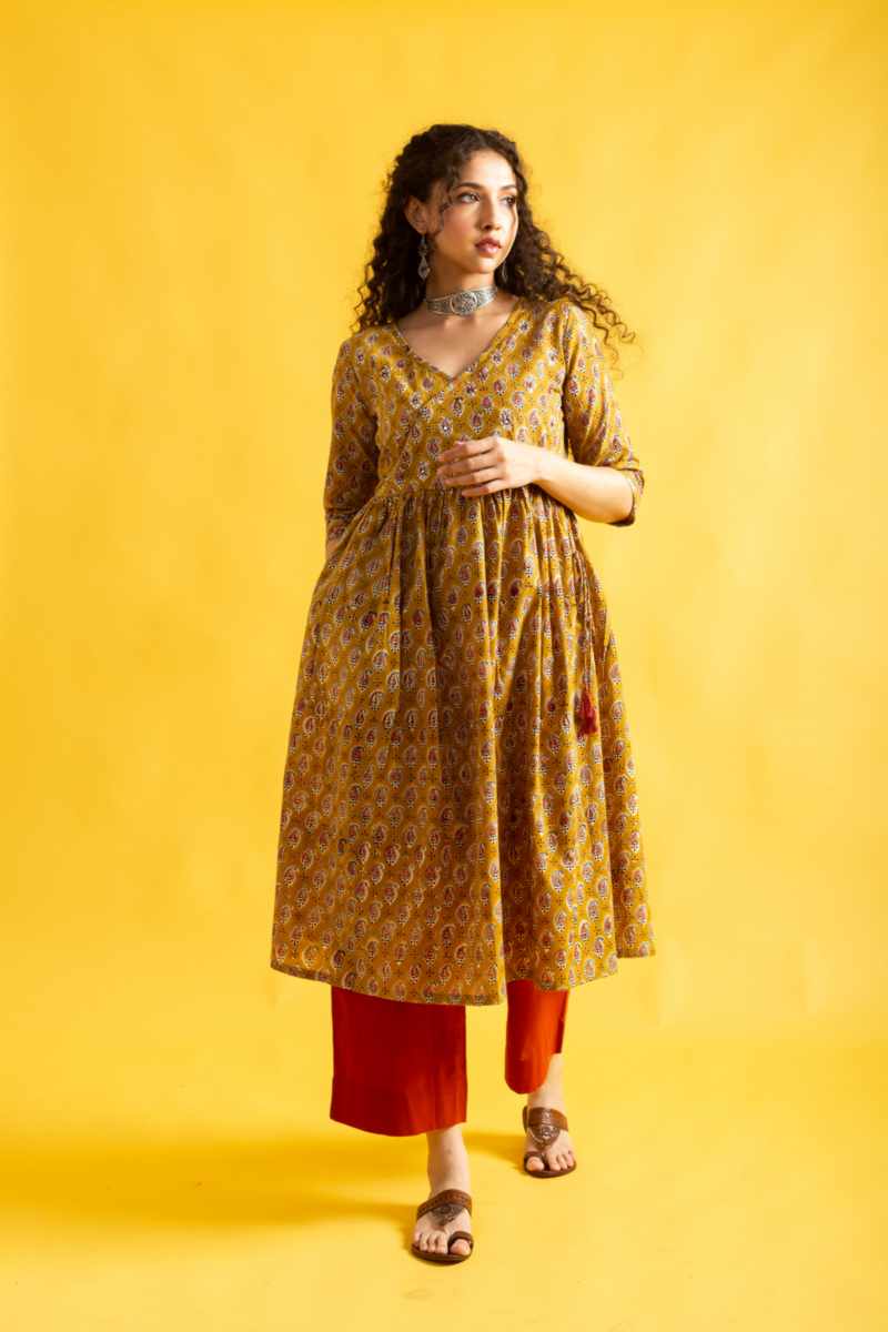 Image for Kusvaa Vcr198 Lavanthika Cotton A Line Kurta Front
