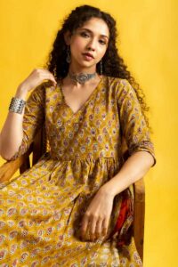 Image for Kusvaa Vcr198 Lavanthika Cotton A Line Kurta Sitting