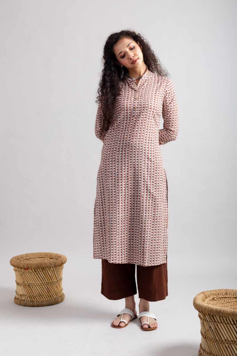 Image for Kusvaa Vcr200 Vipasha Cotton Straight Fit Kurta Front