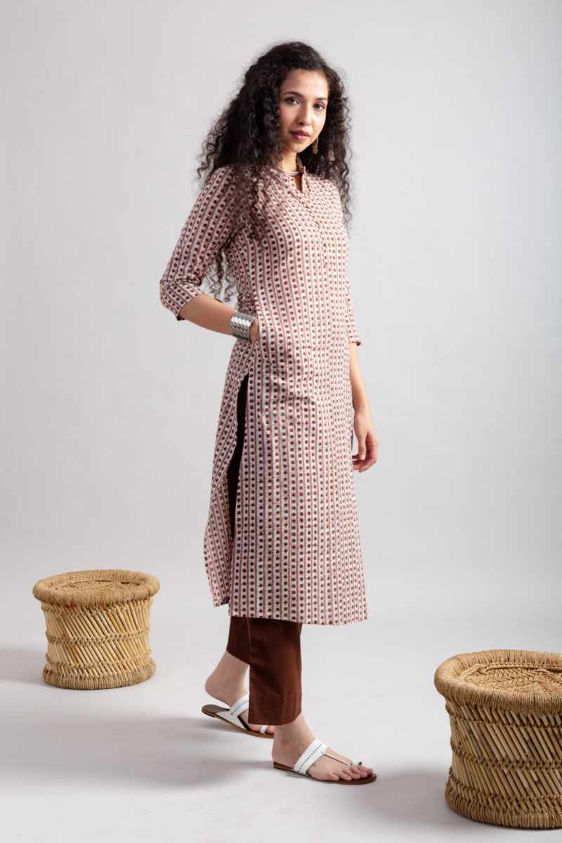 Image for Kusvaa Vcr200 Vipasha Cotton Straight Fit Kurta Side