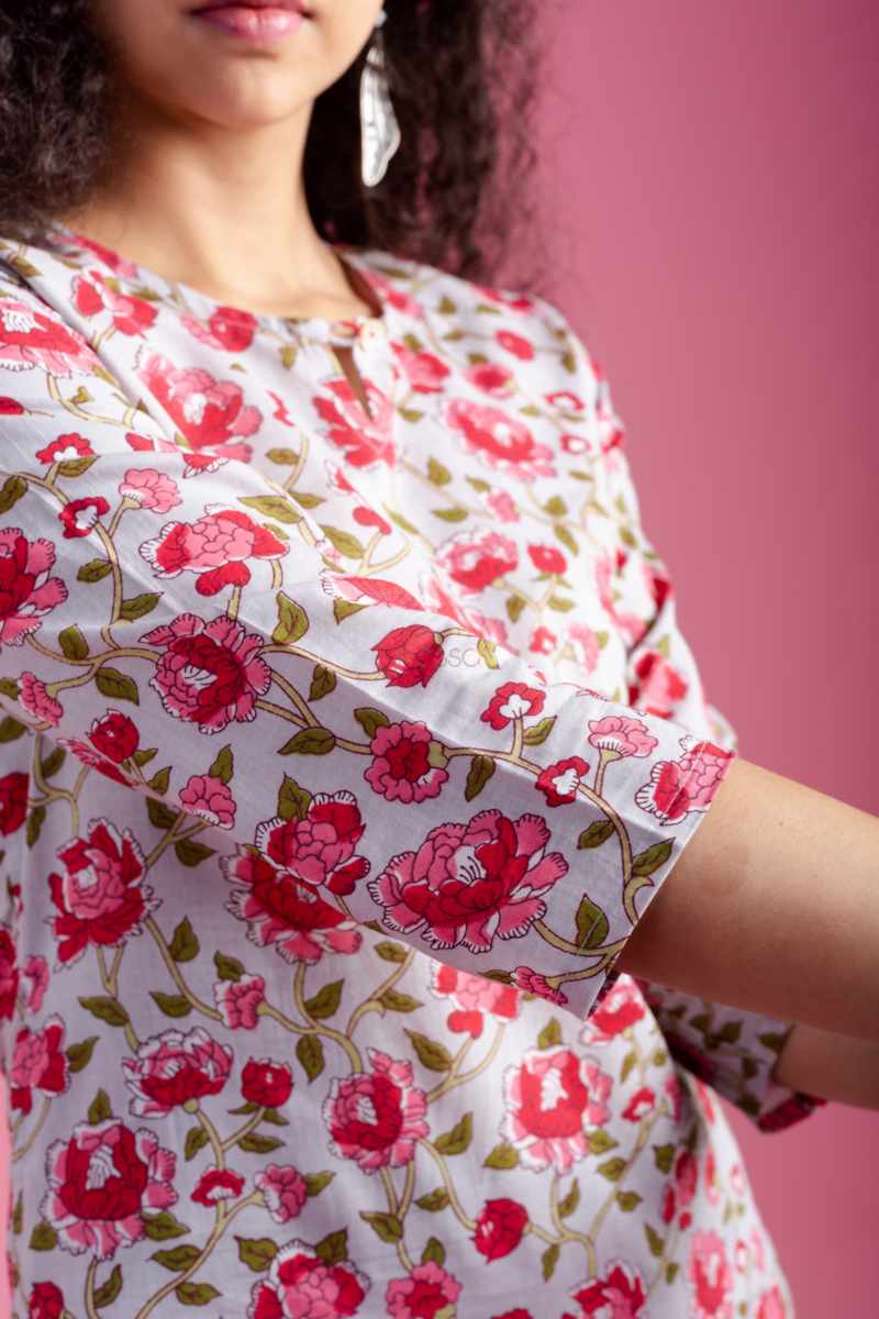 Image for Kusvaa Vcr202 Madhavi Cotton Straight Fit Kurta Closeup 2