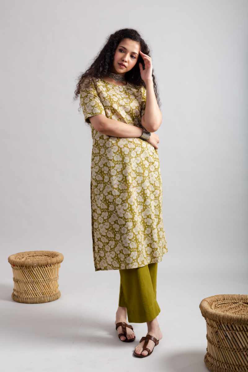 Image for Kusvaa Vcr204 Manishitha Cotton Straight Fit Kurta Front