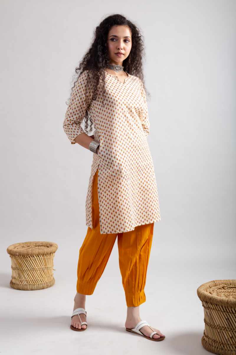Image for Kusvaa Vcr205 Neeta Cotton Straight Fit Kurta Featured