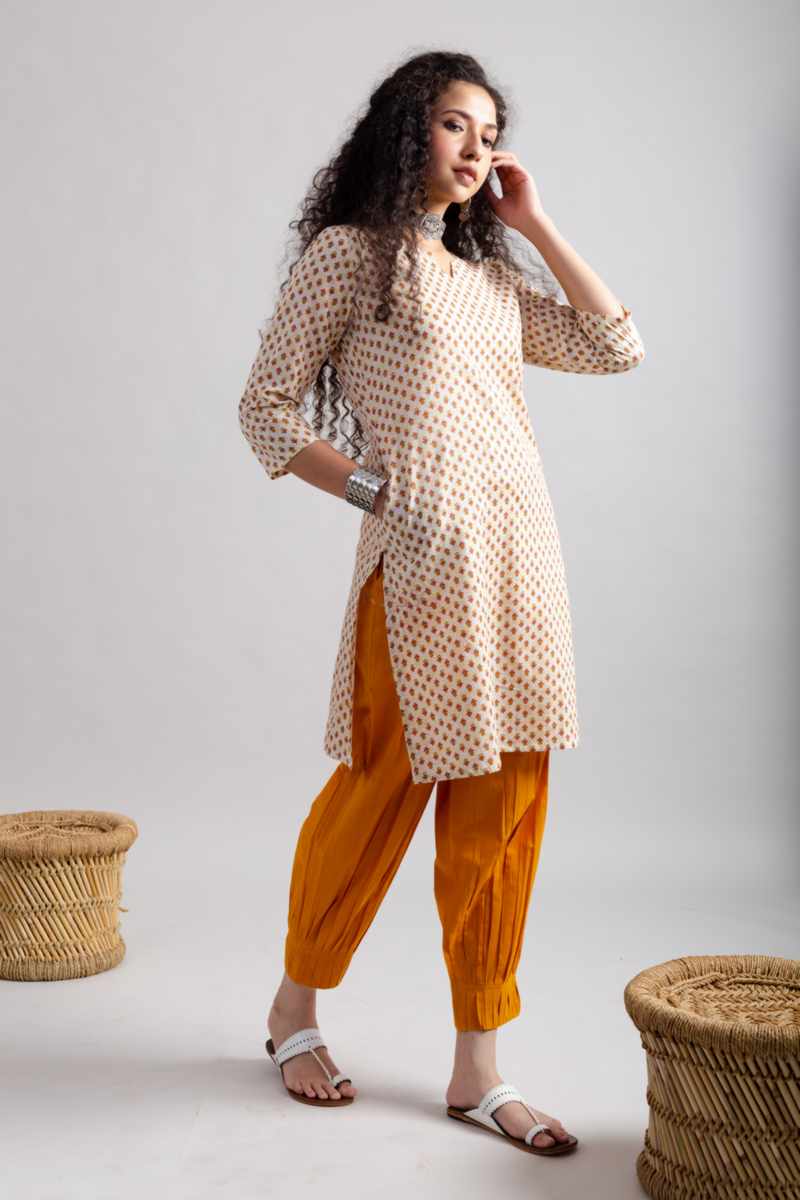 Image for Kusvaa Vcr205 Neeta Cotton Straight Fit Kurta Side