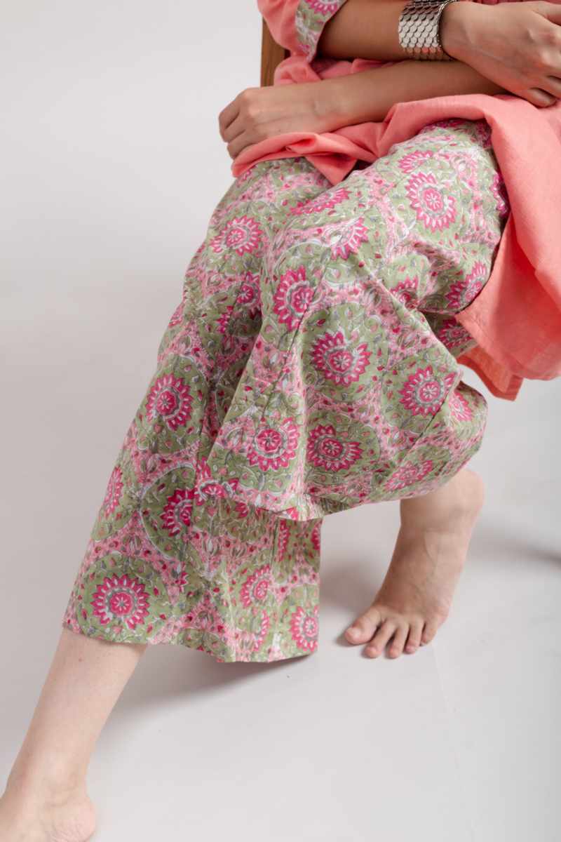 Image for Kusvaa Vcr206 Jaishree Cotton Slub Kurta Pant Set Closeup 2