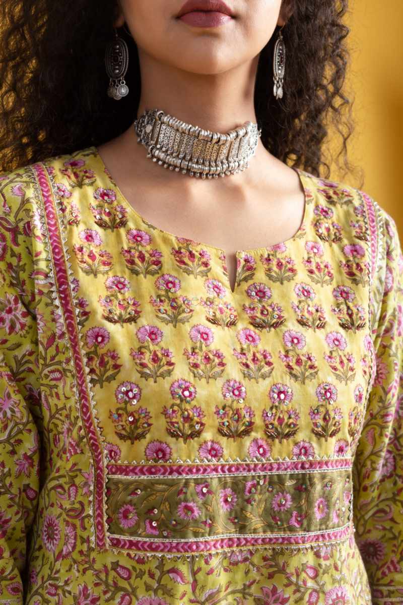 Image for Kusvaa Wsr313 Mohana Handblock Print Kurta With Chanderi Dupatta Closeup New