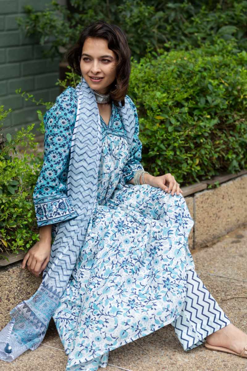Image for Kusvaa Wsr395 Chaitra Handblock Cotton Complete Suit Set Sitting