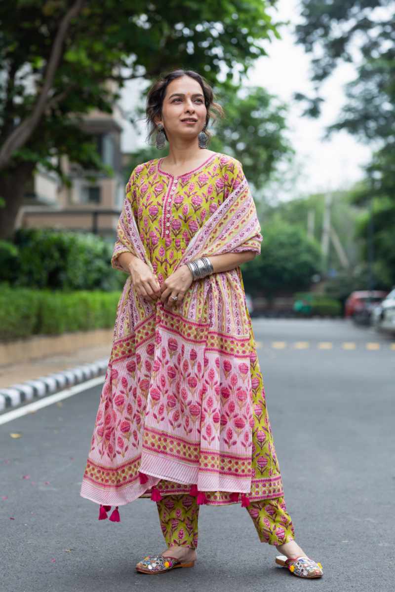 Image for Kusvaa Wsr398 Gauri Handblock Cotton Complete Suit Set Side New