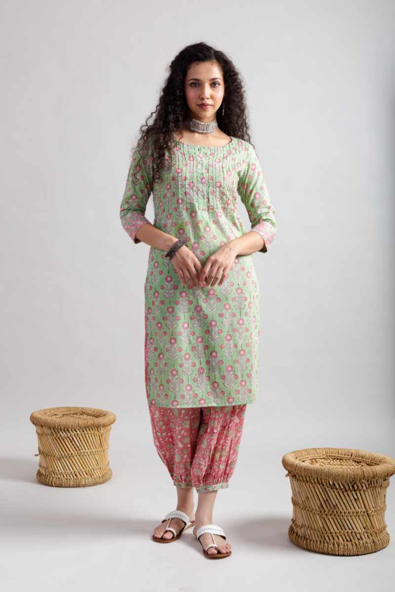 Image for Kusvaa Wsr399 Kavya Handblock Kurta Pant Set Featured