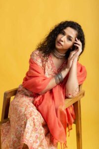 Image for Kusvaa Wsr404 Avani Handblock Cotton Complete Suit Set Sitting