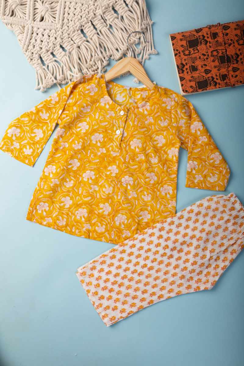 Image for Kusvaa Wsrk107 Krtvi New Born Kurtapyjama Set Featured