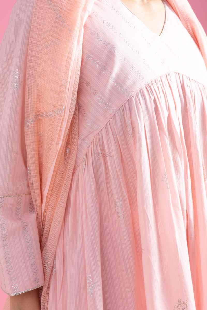 Image for Kusvaa Avdaf264 Bhavya Cotton Complete Suit Set Closeup