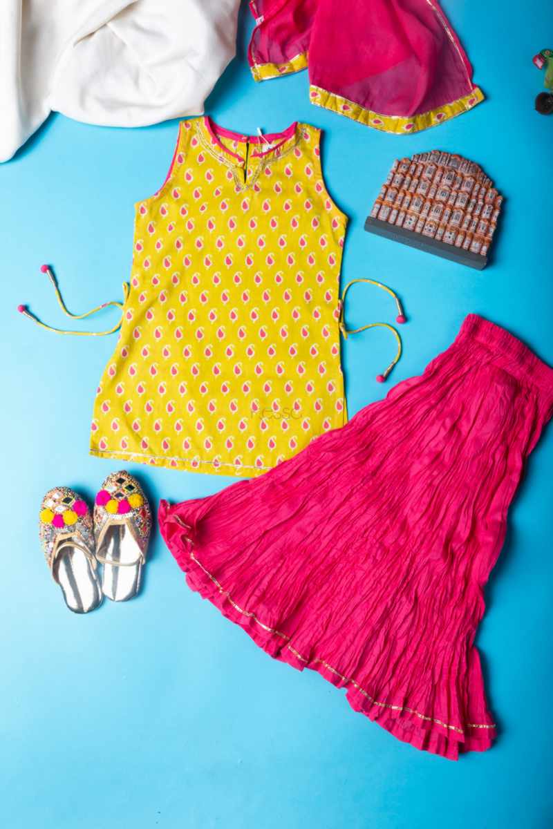 Image for Kusvaa Mbe87 Bhargavi Girls Skirt Complete Set Front