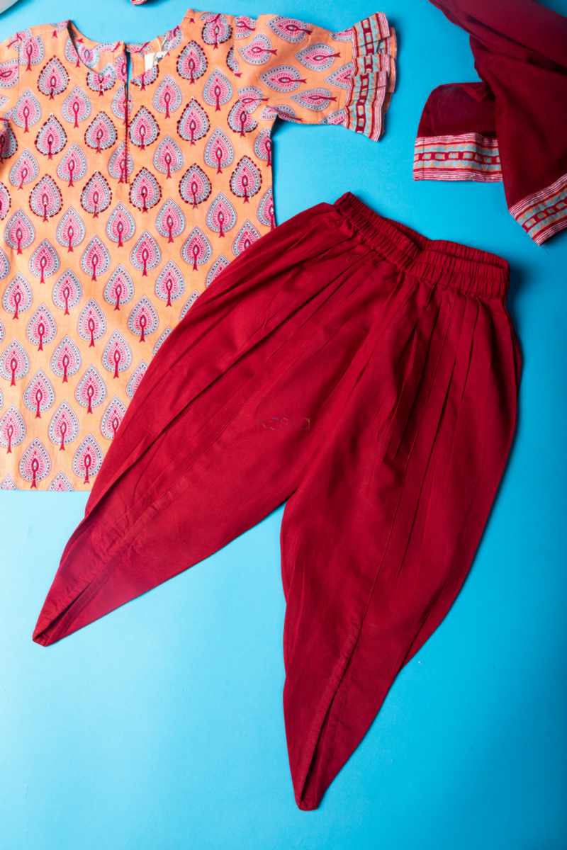 Image for Kusvaa Mbe89 Aasrita Girls Cotton Dhoti Set Closeup