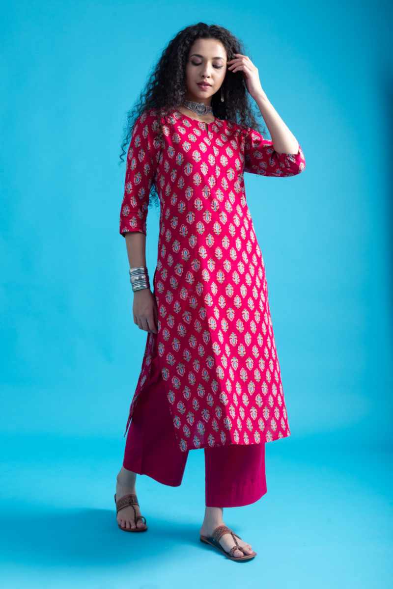 Image for Kusvaa Vcr214 Agrata Cotton Butti Print Kurta Front