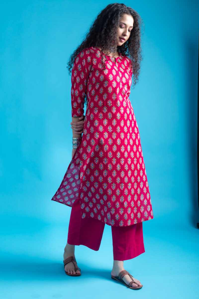 Image for Kusvaa Vcr214 Agrata Cotton Butti Print Kurta Side