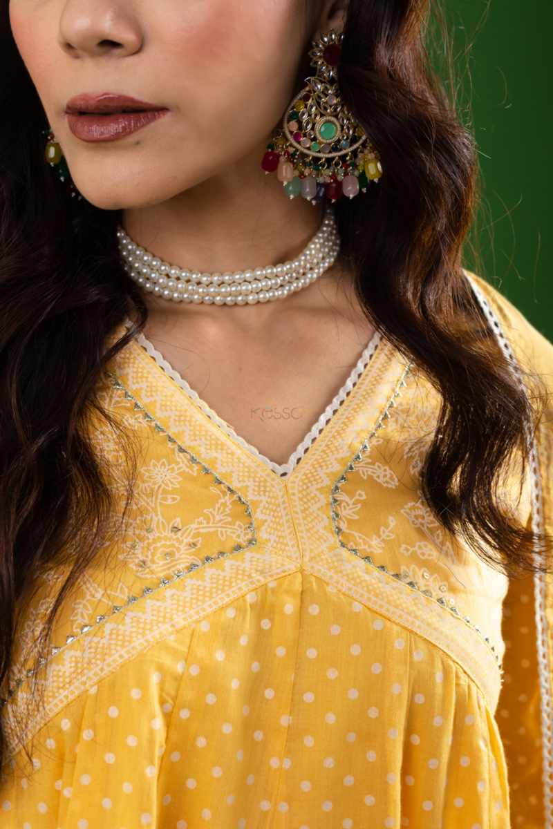 Image for Kusvaa Ws1043 Anvitha Cotton Khadi Print Complete Suit Set Closeup