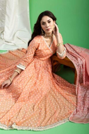 Image for Kusvaa Ws1044 Navleen Cotton Kalidar Kurta Dupatta Set Sitting