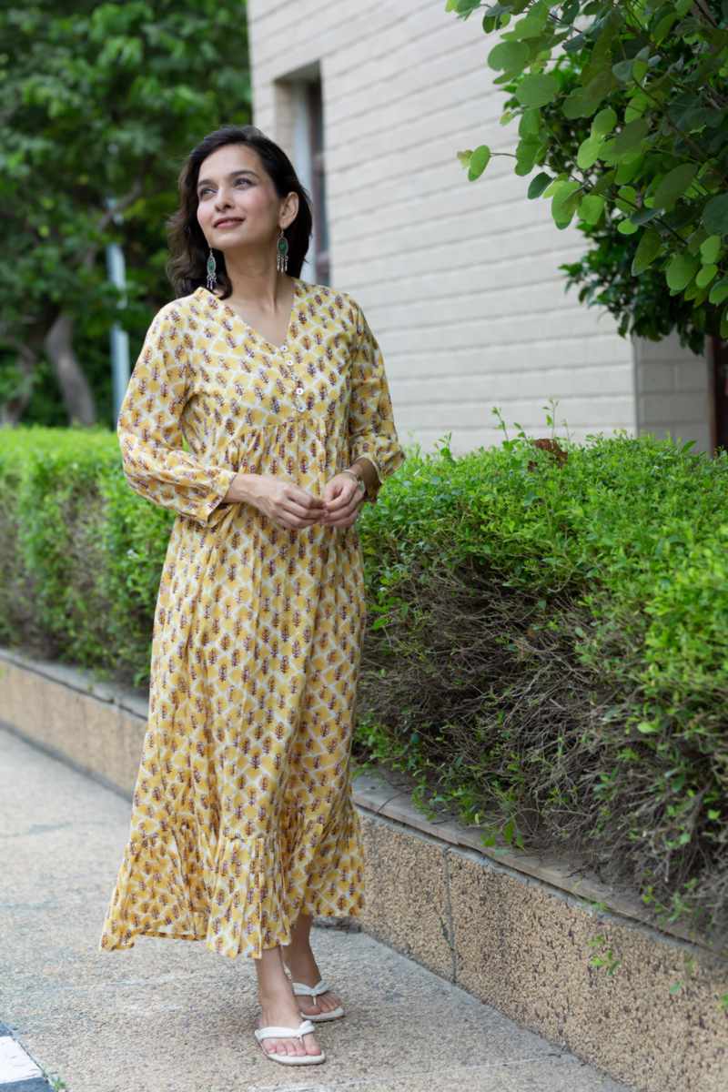 Image for Kusvaa Wsr401 Aslesha Cotton Handblock Dress Side