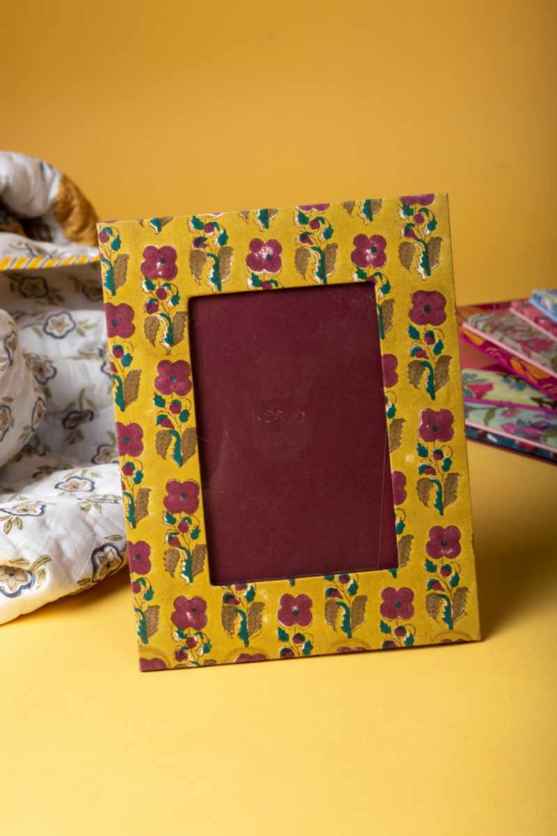 Image for Kusvaa Wsra151 Chitran Photo Frame Featured New