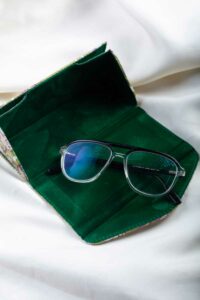Image for Kusvaa Wsra227 Chashm E Baddoor Sunglass Spectacles Cover Front