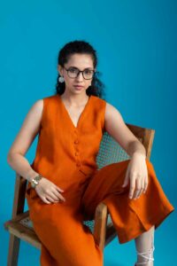 Image for Kusvaa Avdaf254 Neeta Linen Top Pant Set Sitting