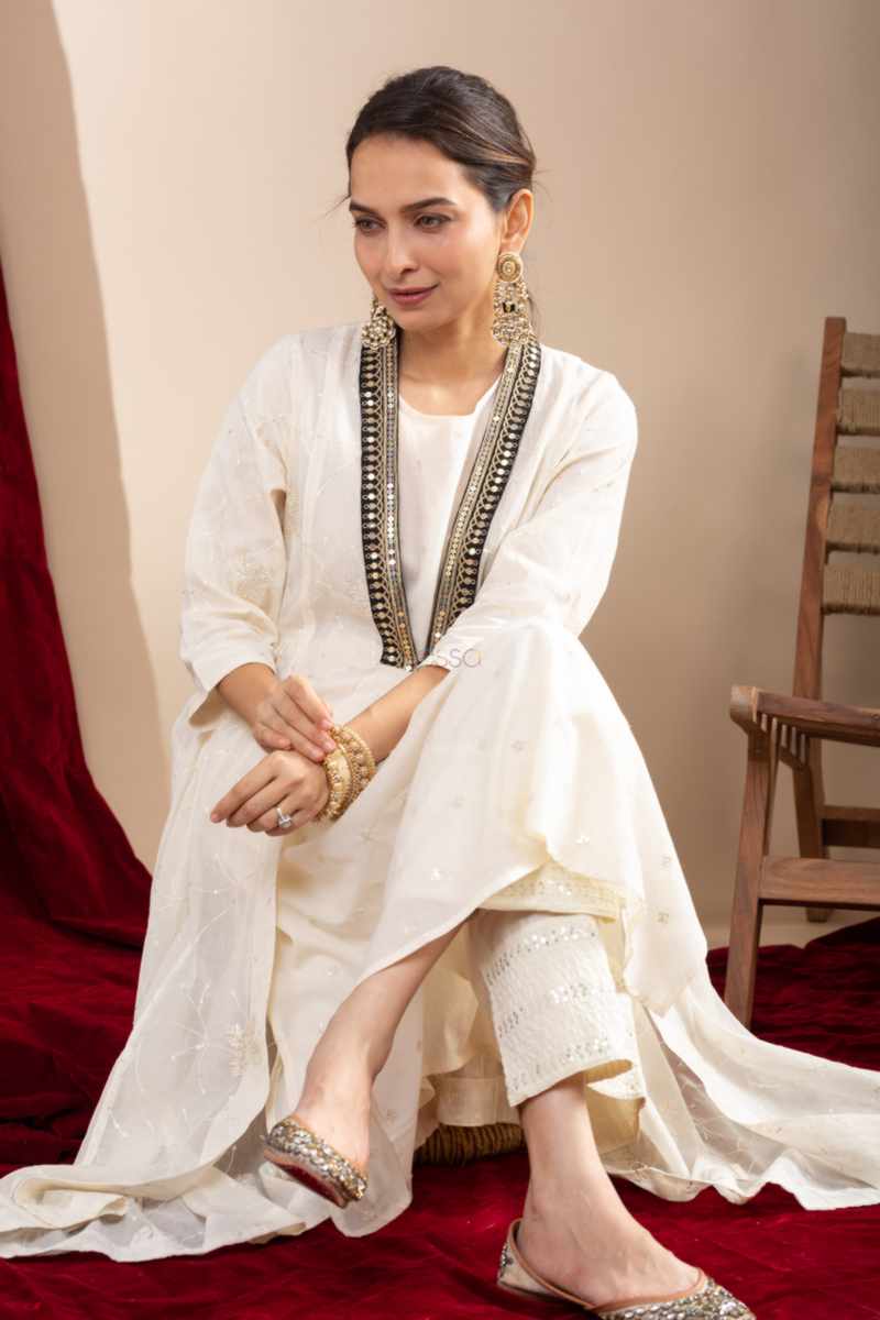 Image for Kusvaa Avdaf266 Kirita Cotton Kurta Plazzo Set Sitting