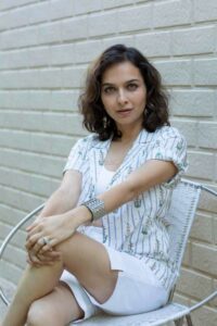 Image for Kusvaa Bpr41 Shaila Handblock Cotton Shirt Sitting