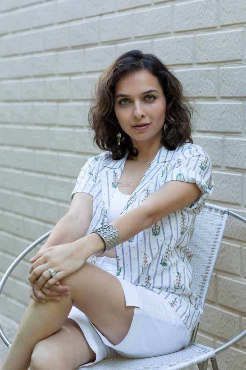 Image for Kusvaa Bpr41 Shaila Handblock Cotton Shirt Sitting