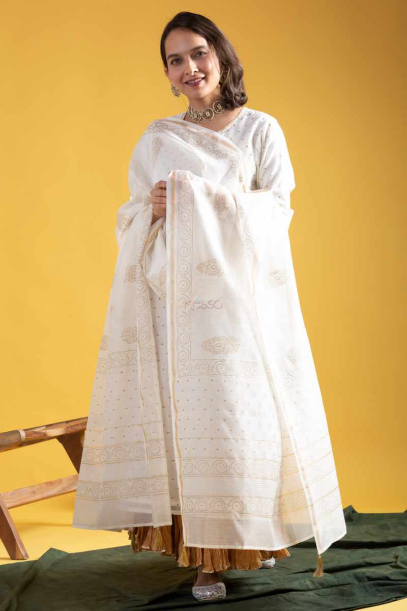 Image for Kusvaa Vcr226 Bhanu Chanderi Silk Kurta Dupatta Set Featured