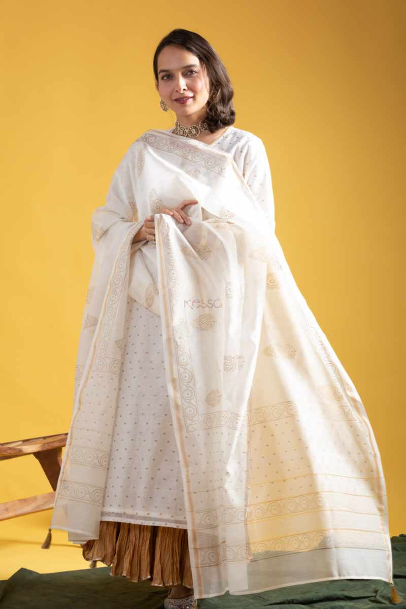 Image for Kusvaa Vcr226 Bhanu Chanderi Silk Kurta Dupatta Set Front