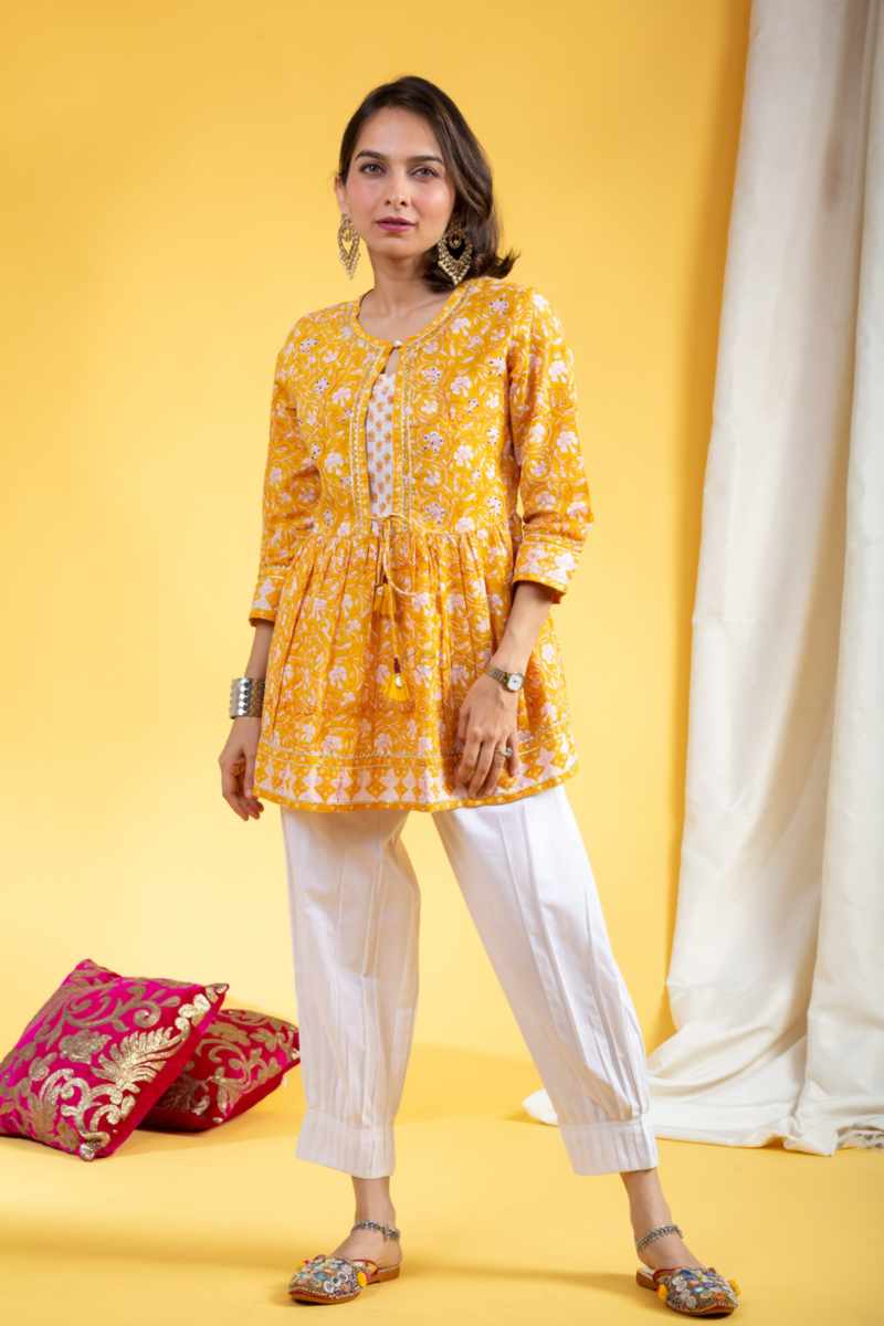 Image for Kusvaa Wsr416 Diyaa Handblock Cotton Short Top Front