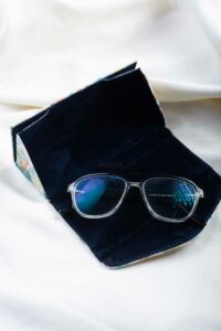 Image for Kusvaa Wsra224 Chashm E Baddoor Sunglass Spectacles Cover Front