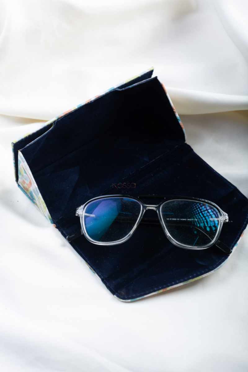 Image for Kusvaa Wsra224 Chashm E Baddoor Sunglass Spectacles Cover Front