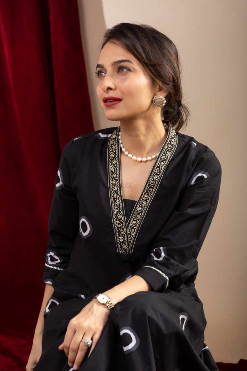 Image for Kusvaa Avdaf267 Bonasri Cotton A Line Kurta Sitting