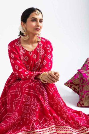 Image for Kusvaa Avdaf268 Ekatara Cotton Bandhini Print Kurta Sitting