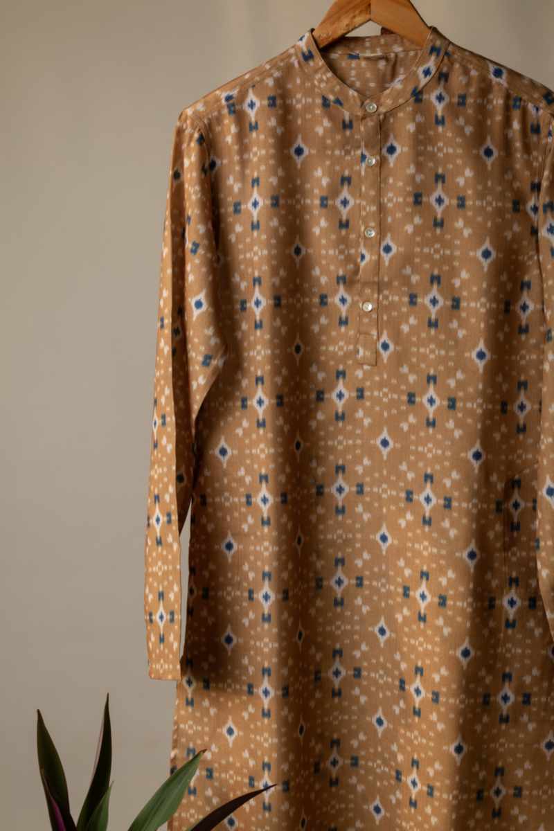 Image for Kusvaa Bpr47 Sarvin Men's Ikkat Print Kurta Featured